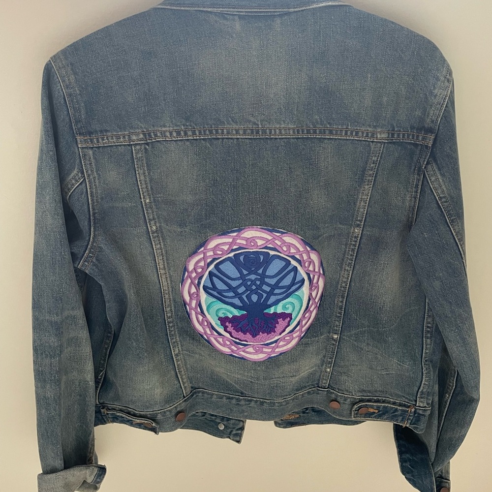 Classic Gap Jean jacket with one of a kind tree of life patch on back
